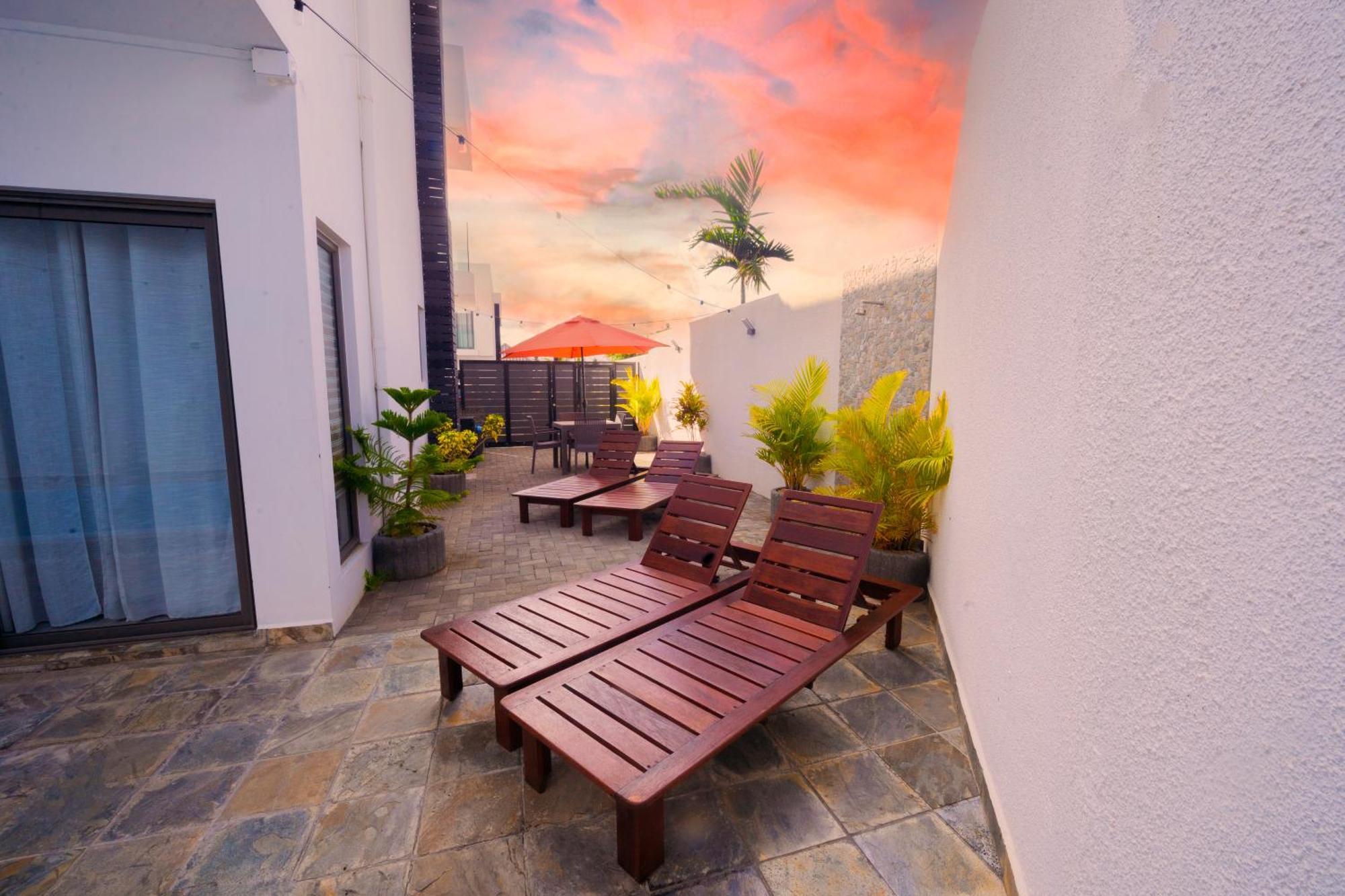 Golden Square Villa & Private Pool Flic-en-Flacq Buitenkant foto